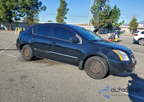 2012 Nissan Sentra 2.0 from USA, damaged, VIN 3N1AB6AP2CL641948